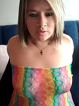 Neve Collins online show from August 9, 2026, 1:16 pm
