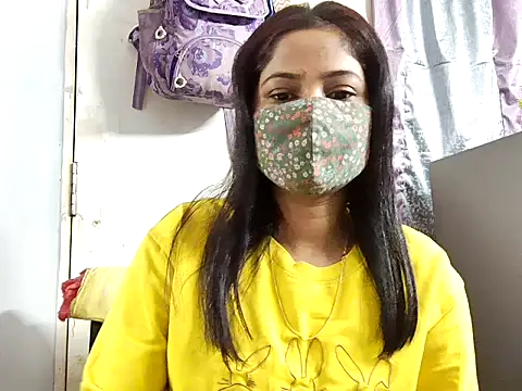 Snapshot of samosa73 chatting on December 17, 2025, 9:10 pm samosa73 online show from December 17, 2025, 9:10 pm