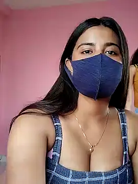 Snapshot of lovely-tanu chatting on December 3, 2024, 7:10 am lovely-tanu online show from December 3, 2024, 7:10 am