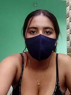 Snapshot of lovely-tanu chatting on December 4, 2024, 7:28 am lovely-tanu online show from December 4, 2024, 7:28 am