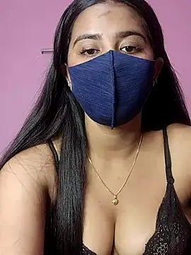 Snapshot of lovely-tanu chatting on March 6, 2025, 1:46 pm lovely-tanu online show from March 6, 2025, 1:46 pm