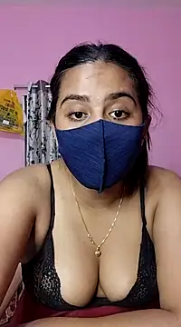 Snapshot of lovely-tanu chatting on March 8, 2025, 1:47 pm lovely-tanu online show from March 8, 2025, 1:47 pm