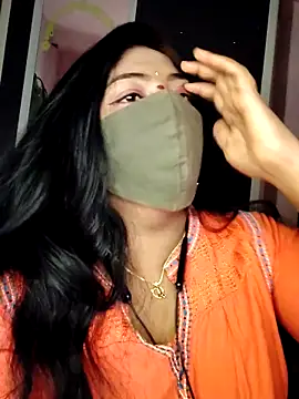 RomeoJuliet345 online show from February 1, 2026, 1:53 pm