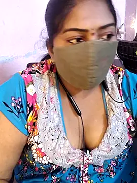 RomeoJuliet345 online show from June 22, 2026, 6:16 pm