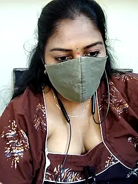 RomeoJuliet345 online show from July 15, 2026, 5:29 pm