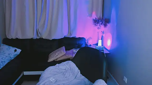 Snapshot of Barbara_xKiss chatting on February 11, 2025, 11:54 am Barbara xKiss online show from February 11, 2025, 11:54 am