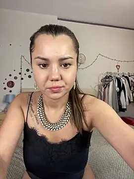 Snapshot of MiraMiss chatting on December 26, 2024, 9:01 am MiraMiss online show from December 26, 2024, 9:01 am