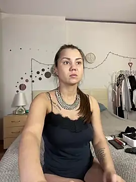 Snapshot of MiraMiss chatting on January 9, 2025, 5:02 am MiraMiss online show from January 9, 2025, 5:02 am
