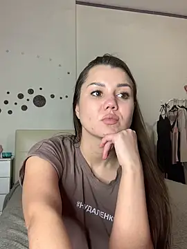 Snapshot of MiraMiss chatting on February 28, 2025, 2:53 pm MiraMiss online show from February 28, 2025, 2:53 pm