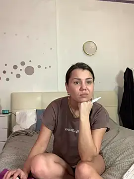 Snapshot of MiraMiss chatting on March 16, 2025, 9:38 am MiraMiss online show from March 16, 2025, 9:38 am