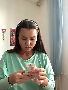 MiraMiss online show from March 4, 2026, 10:21 am