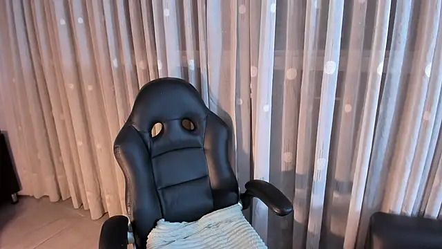 RAVENDIPAUL online show from October 22, 2025, 1:06 am