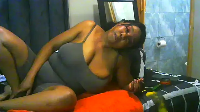HOTSEXCBOOBS30xx online show from March 4, 2025, 5:13 pm