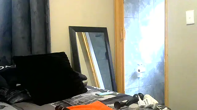 HOTSEXCBOOBS30xx online show from March 11, 2025, 2:51 pm