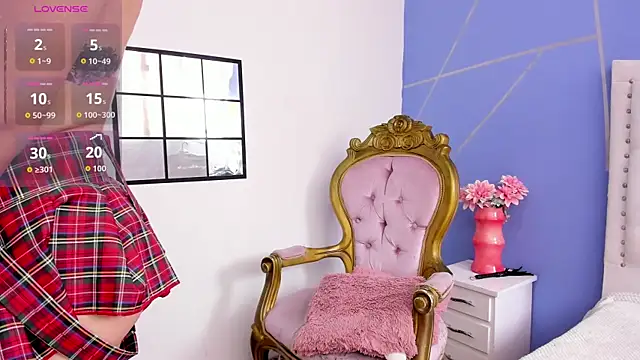 DannaMishellx  online show from October 31, 2025, 3:57 pm