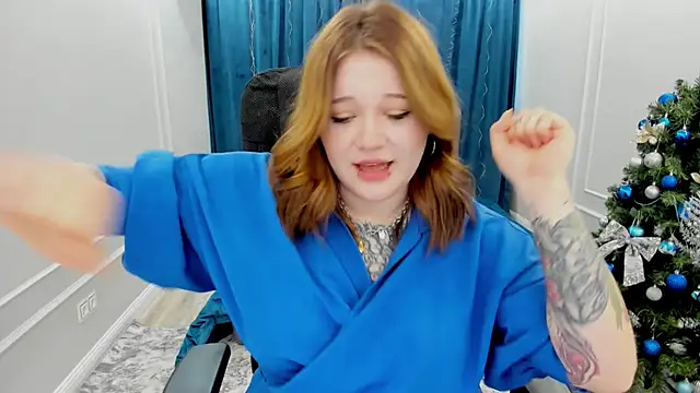 MoonLghte online show from January 8, 2025, 12:37 pm
