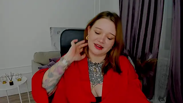 MoonLghte online show from January 15, 2025, 10:46 pm