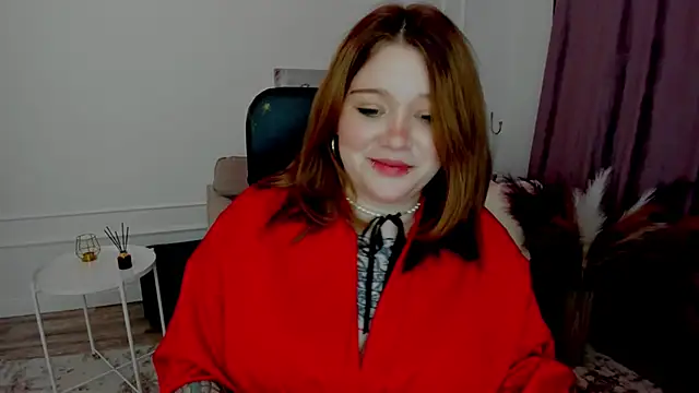 MoonLghte online show from January 19, 2025, 12:50 pm