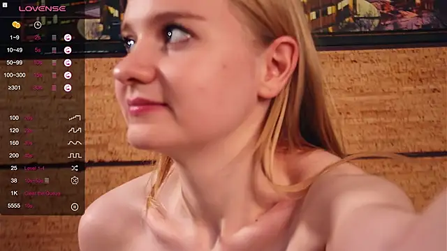 OdelinaFicken online show from January 14, 2025, 2:22 pm