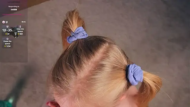 OdelinaFicken online show from March 3, 2025, 10:49 am