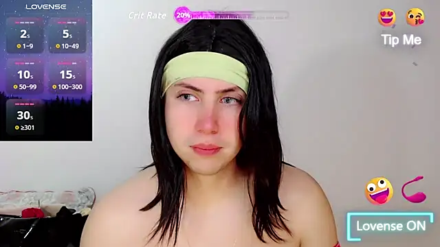 Snapshot of Oxana-Novikov chatting on December 18, 2025, 9:43 pm Oxana-Novikov online show from December 18, 2025, 9:43 pm