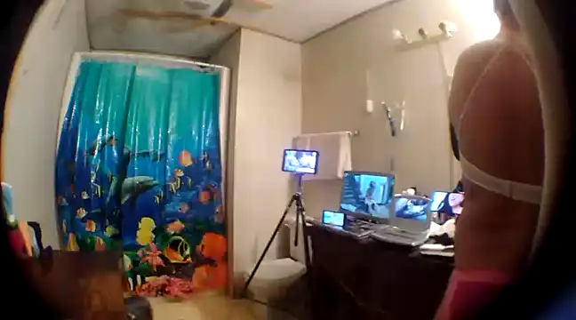 Snapshot of jockstrapstud chatting on December 4, 2024, 3:26 am jockstrapstud online show from December 4, 2024, 3:26 am