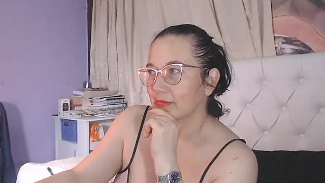 maturepriscila online show from January 25, 2025, 1:10 am