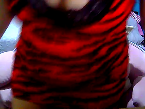 Snapshot of TatliSert chatting on December 11, 2024, 7:25 pm TatliSert online show from December 11, 2024, 7:25 pm