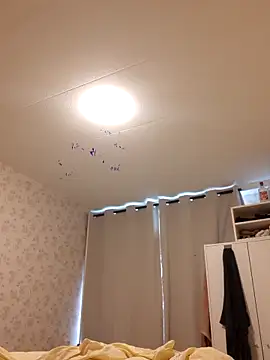 Italian69am online show from September 23, 2025, 2:20 pm