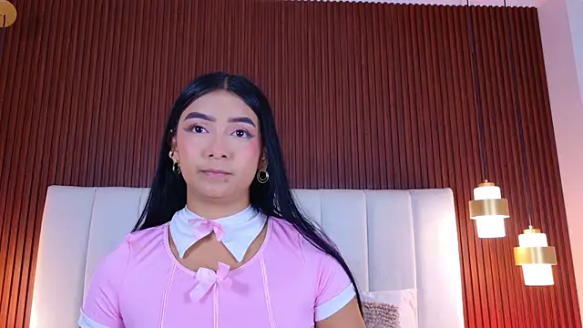 MeganCruzGB online show from November 12, 2025, 12:27 pm