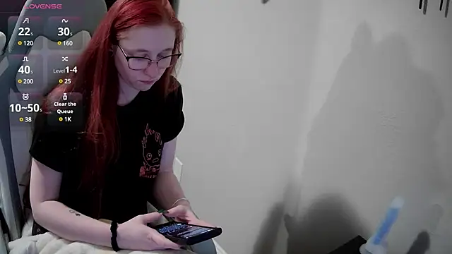 LilyFoxxx online show from December 27, 2024, 4:26 am