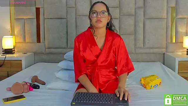 valtira nova online show from May 7, 2026, 7:41 pm