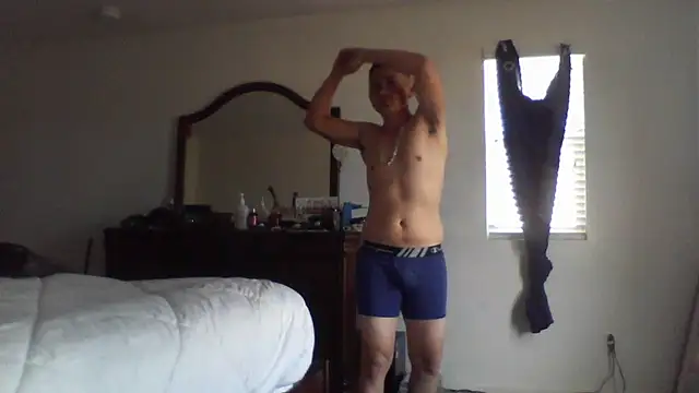 Snapshot of 2Fly4Guy chatting on February 28, 2025, 10:17 pm 2Fly4Guy online show from February 28, 2025, 10:17 pm