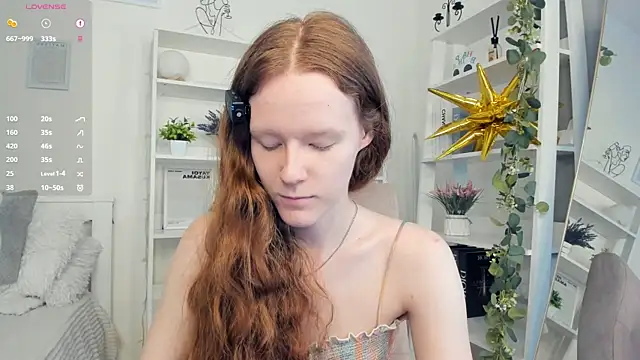 Snapshot of ZaraBluitt chatting on June 11, 2026, 8:56 am ZaraBluitt online show from June 11, 2026, 8:56 am