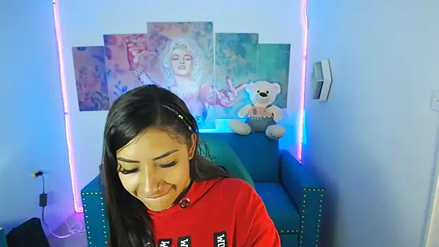 Sofi hot 4m online show from February 3, 2025, 12:25 pm
