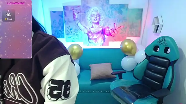 Sofi hot 4m online show from February 19, 2026, 9:49 am