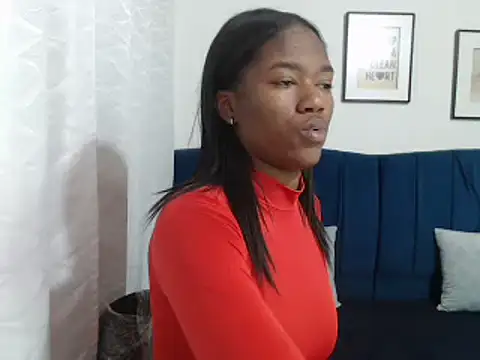 MISSANDRE4 online show from January 13, 2025, 1:49 pm