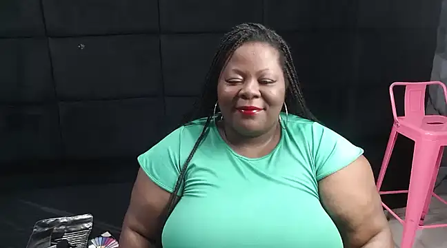 rocio bbw  online show from December 27, 2024, 2:14 am
