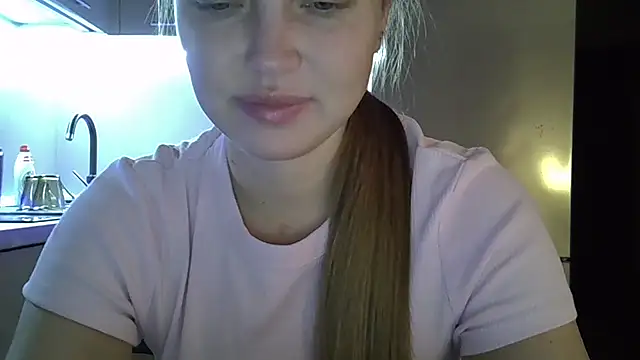 Lucky Anna online show from March 11, 2026, 8:15 pm