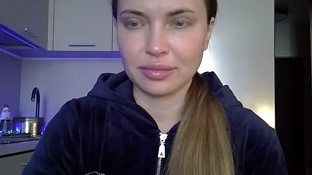 Lucky Anna online show from April 26, 2026, 6:55 am