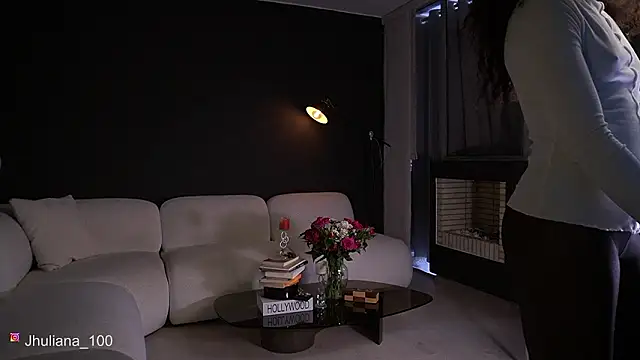 Snapshot of paulacora100 chatting on March 24, 2026, 8:58 pm paulacora100 online show from March 24, 2026, 8:58 pm