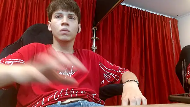 Jonathan Moreau online show from December 4, 2024, 6:28 pm