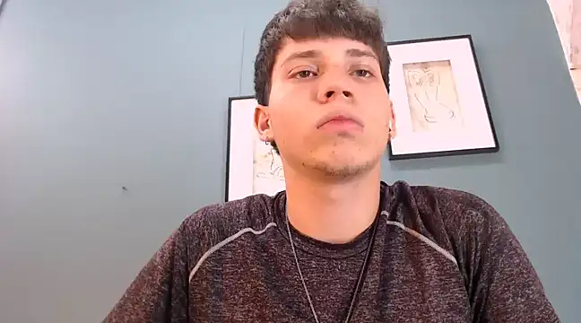 Jonathan Moreau online show from January 13, 2025, 6:16 pm