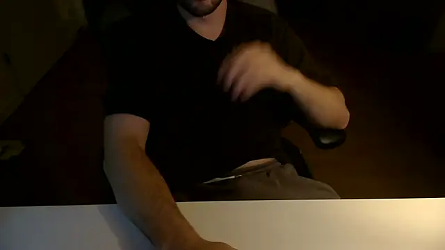 taallguyy 196 online show from December 5, 2025, 7:10 pm