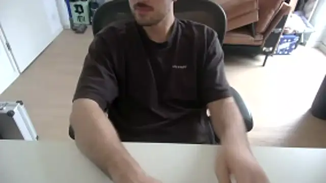 taallguyy 196 online show from December 22, 2025, 12:02 pm