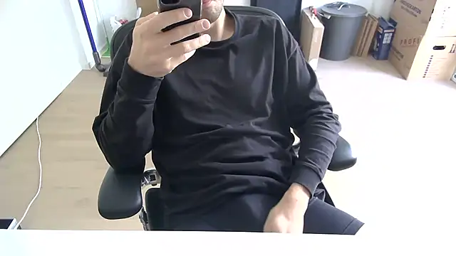 taallguyy 196 online show from June 14, 2026, 10:39 am