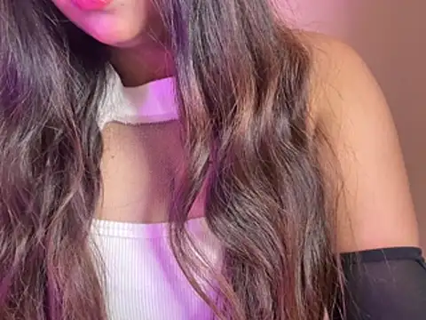 wildestcouplee online show from March 13, 2026, 6:14 pm