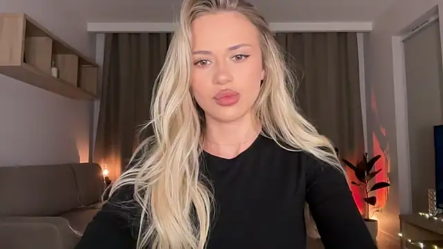 Julia RL online show from October 2, 2025, 9:44 pm