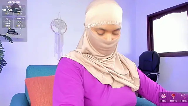 Snapshot of saray_halam chatting on September 14, 2025, 6:07 pm saray halam online show from September 14, 2025, 6:07 pm