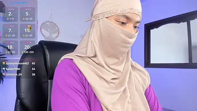 Snapshot of saray_halam chatting on September 26, 2025, 6:01 pm saray halam online show from September 26, 2025, 6:01 pm